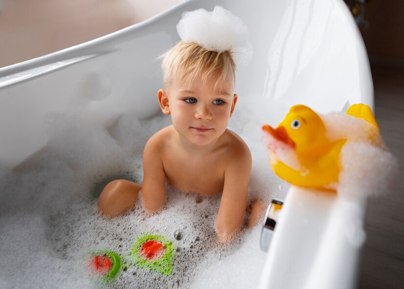 A hora do banho será pura diversão com os brinquedos para bebês